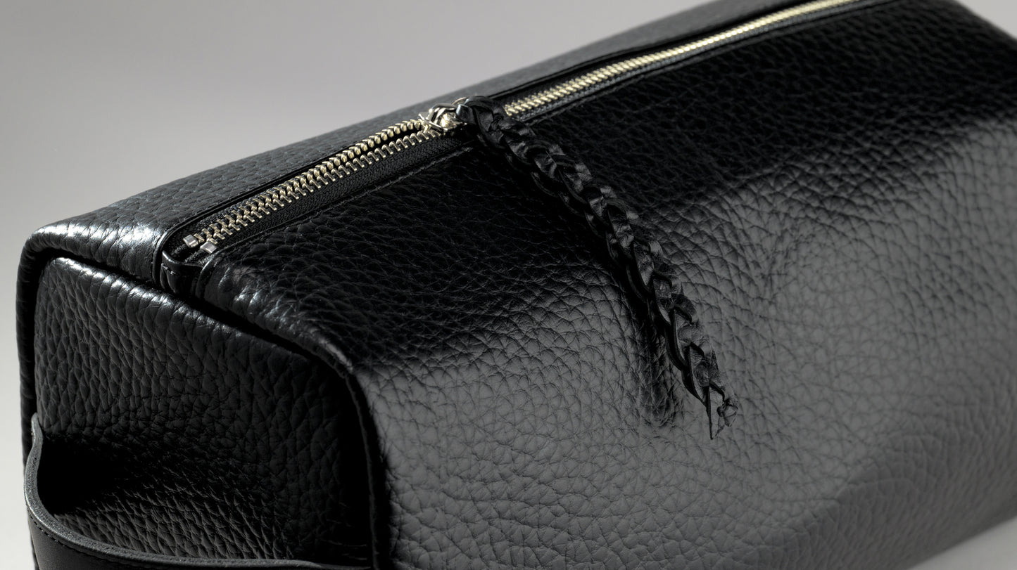 CLUTCH BAG